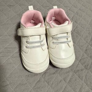 Stride Rite 360 Baby Taye 2.0 First Walker Shoe - Size 6 Toddler, EUC